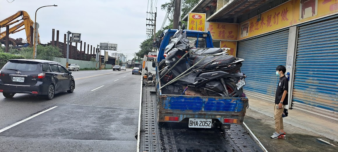 汽車拖吊 (2)