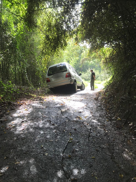 產業道路拖車救援