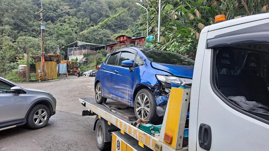 車禍道路救援 (2)